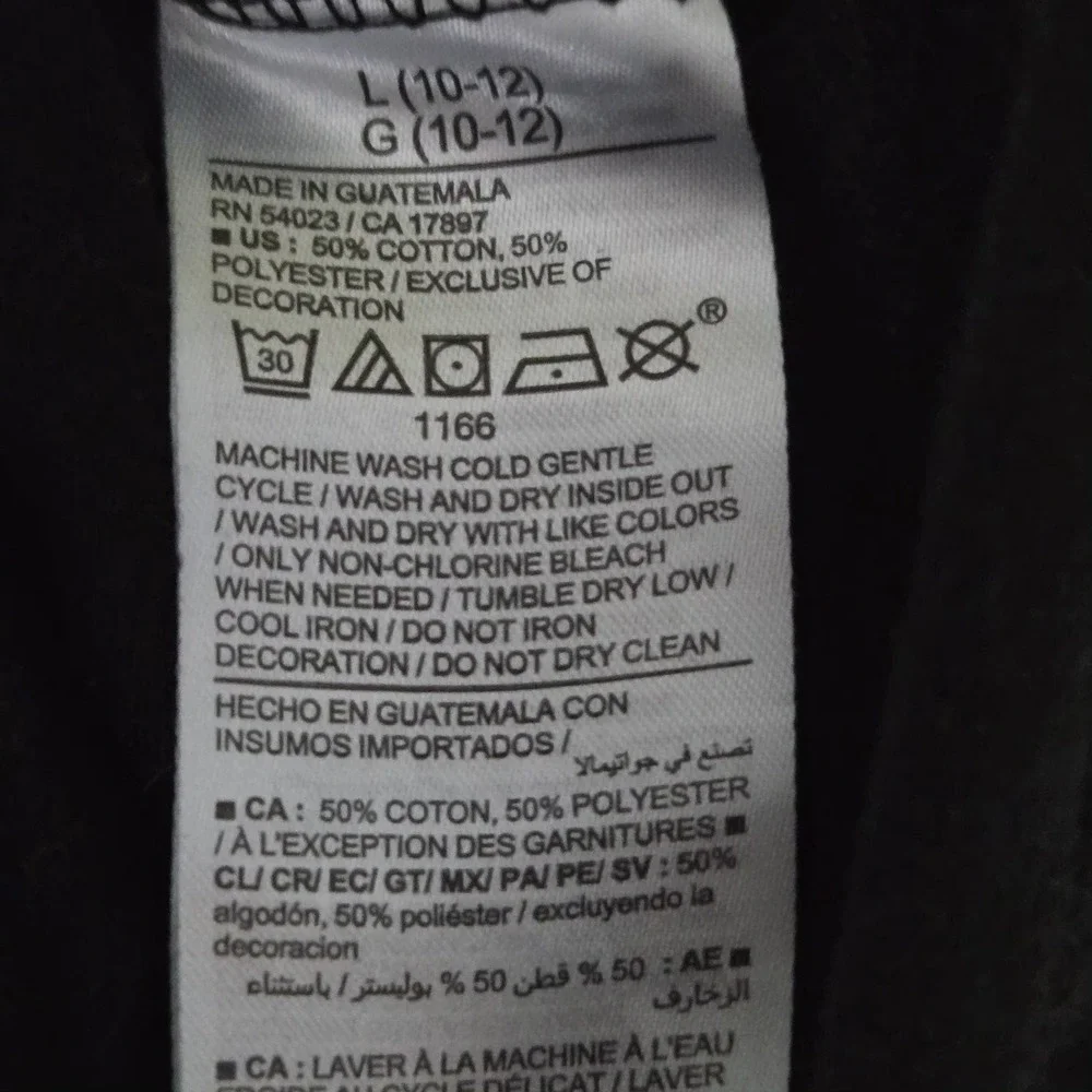 Old Navy Boys Size Large Short Sleeve Crew Neck Graphic T Shirt Black